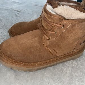 Brown Neumel Uggs